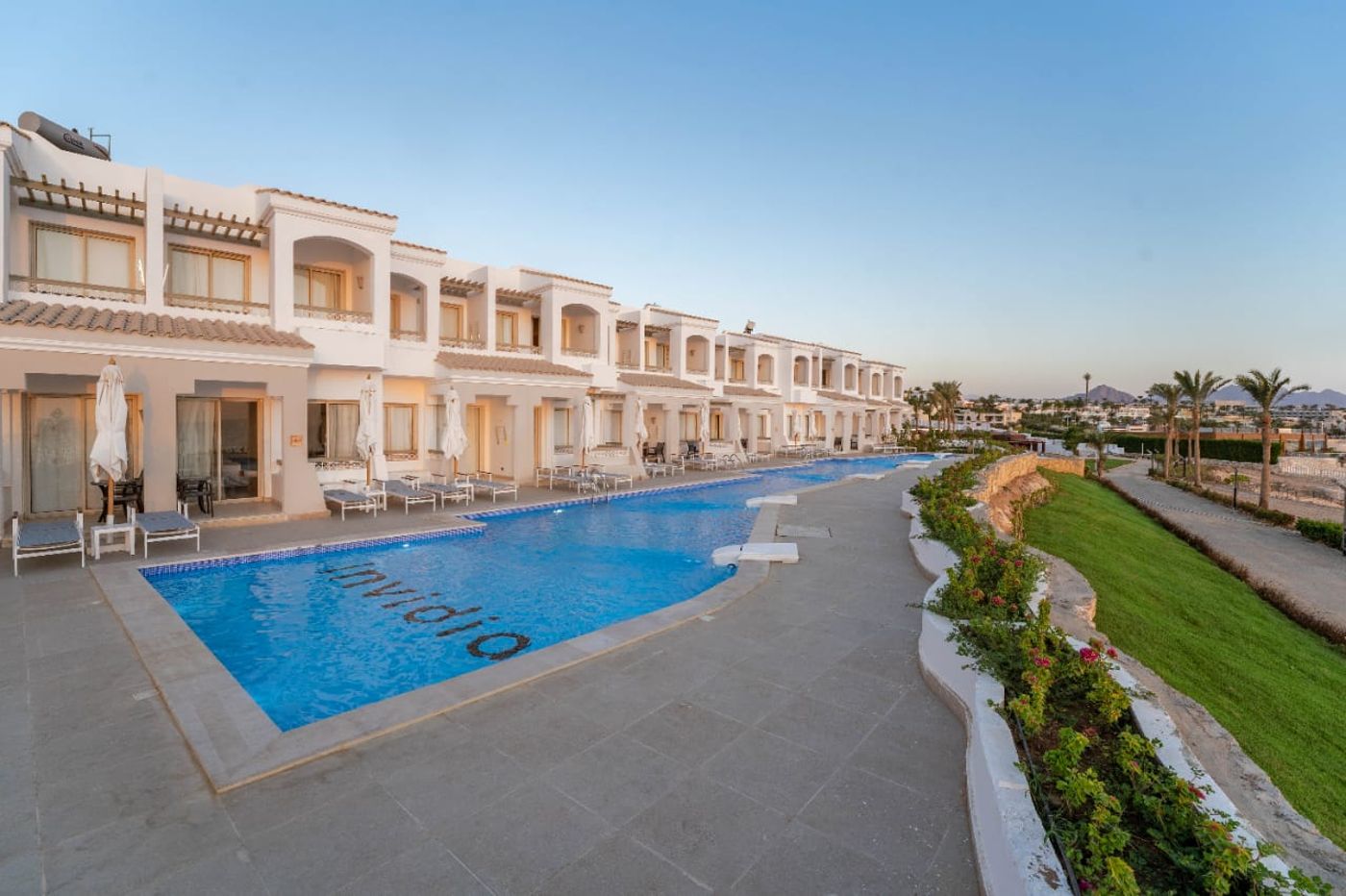 Invidia Coral Beach Tiran 28.10