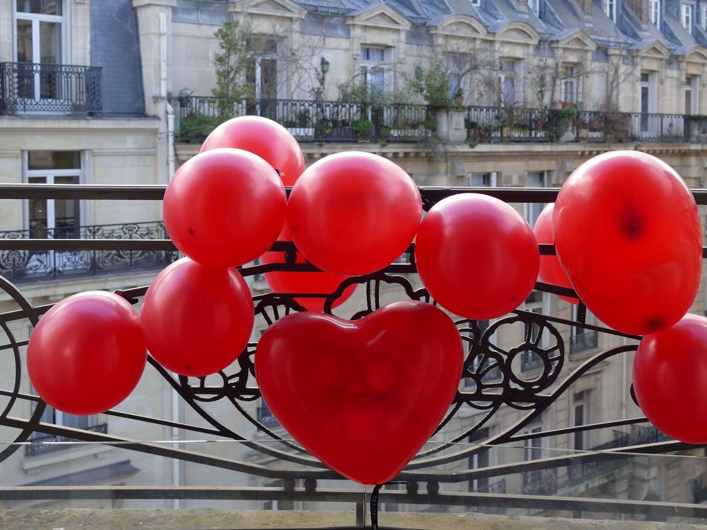 Sofitel-Paris-Arc-de-Triomphe-Sports-and-Entertainment-2