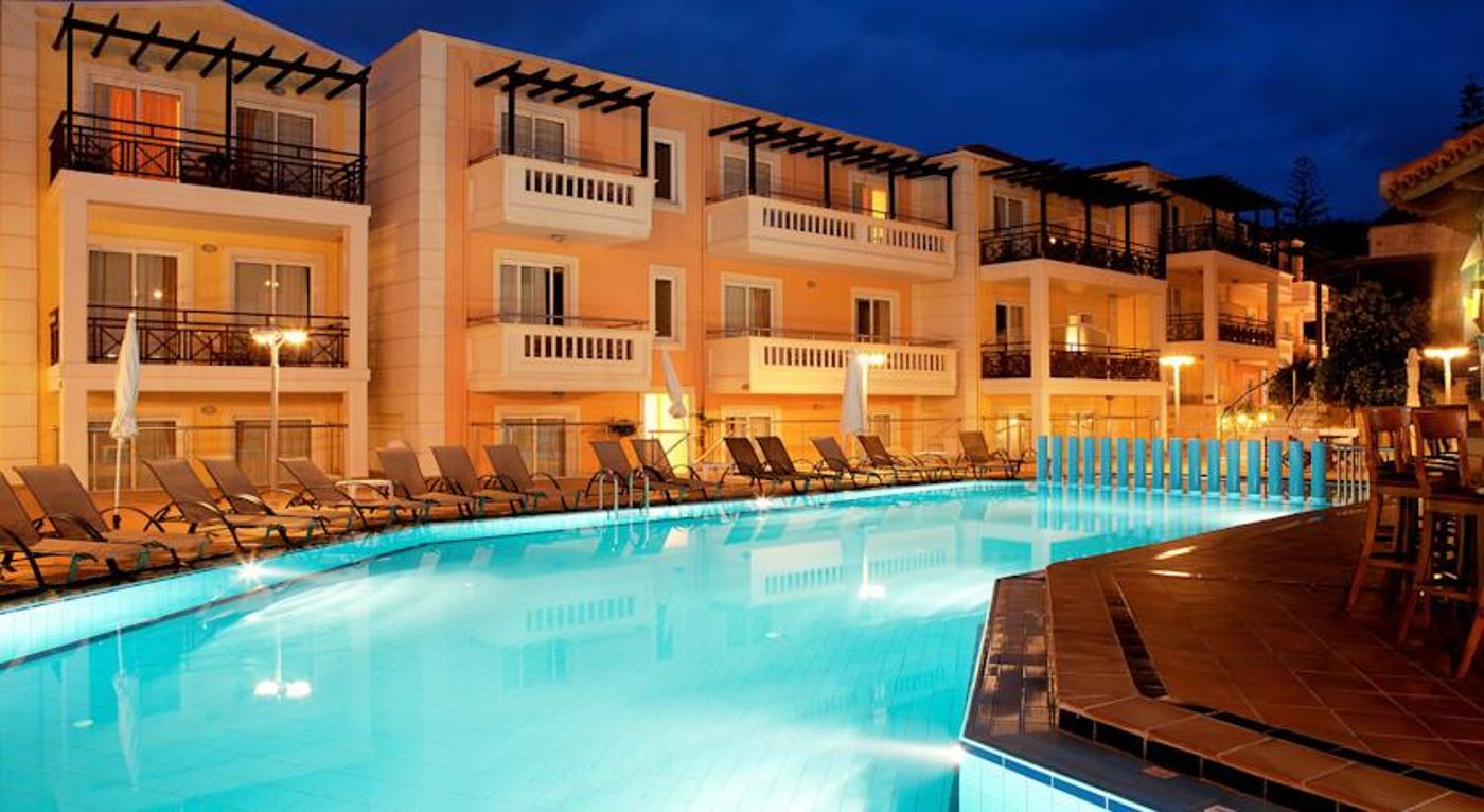 Porto Kalamaki Hotel Apartments