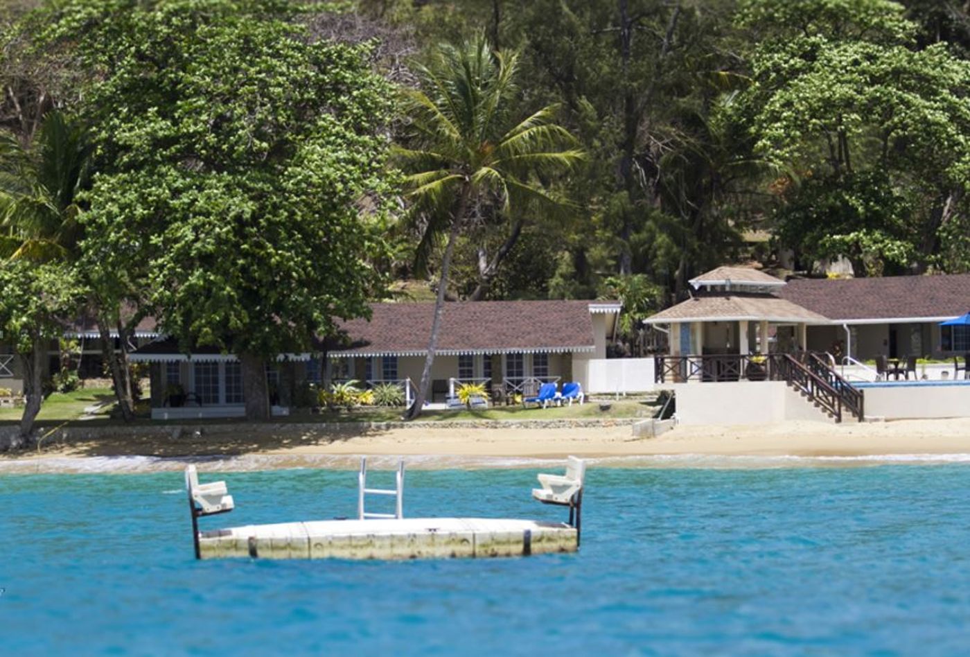 Blue-Waters-Inn-Beach-6