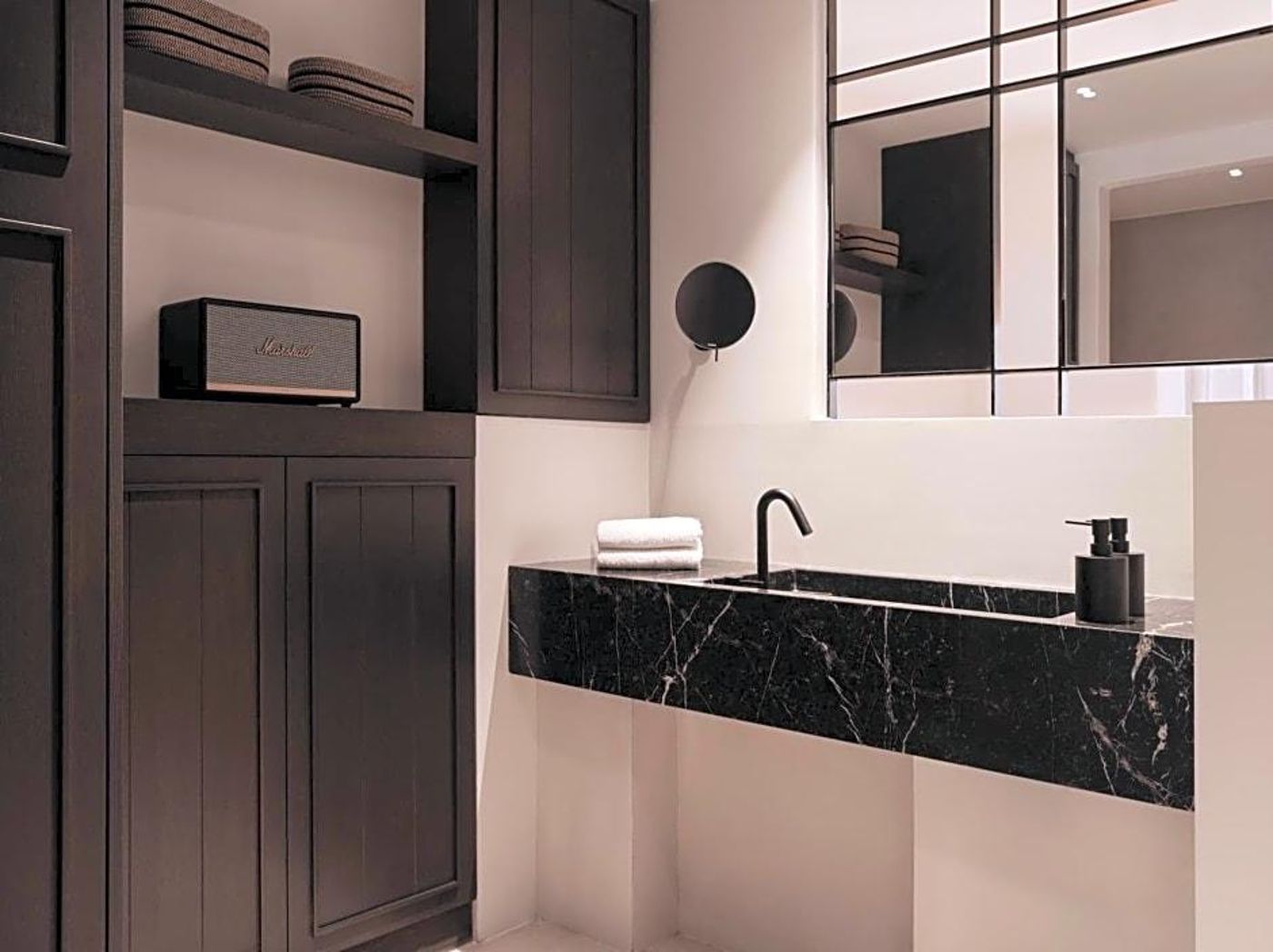 Ezio-Bo-Luxury-Living-General-view-43