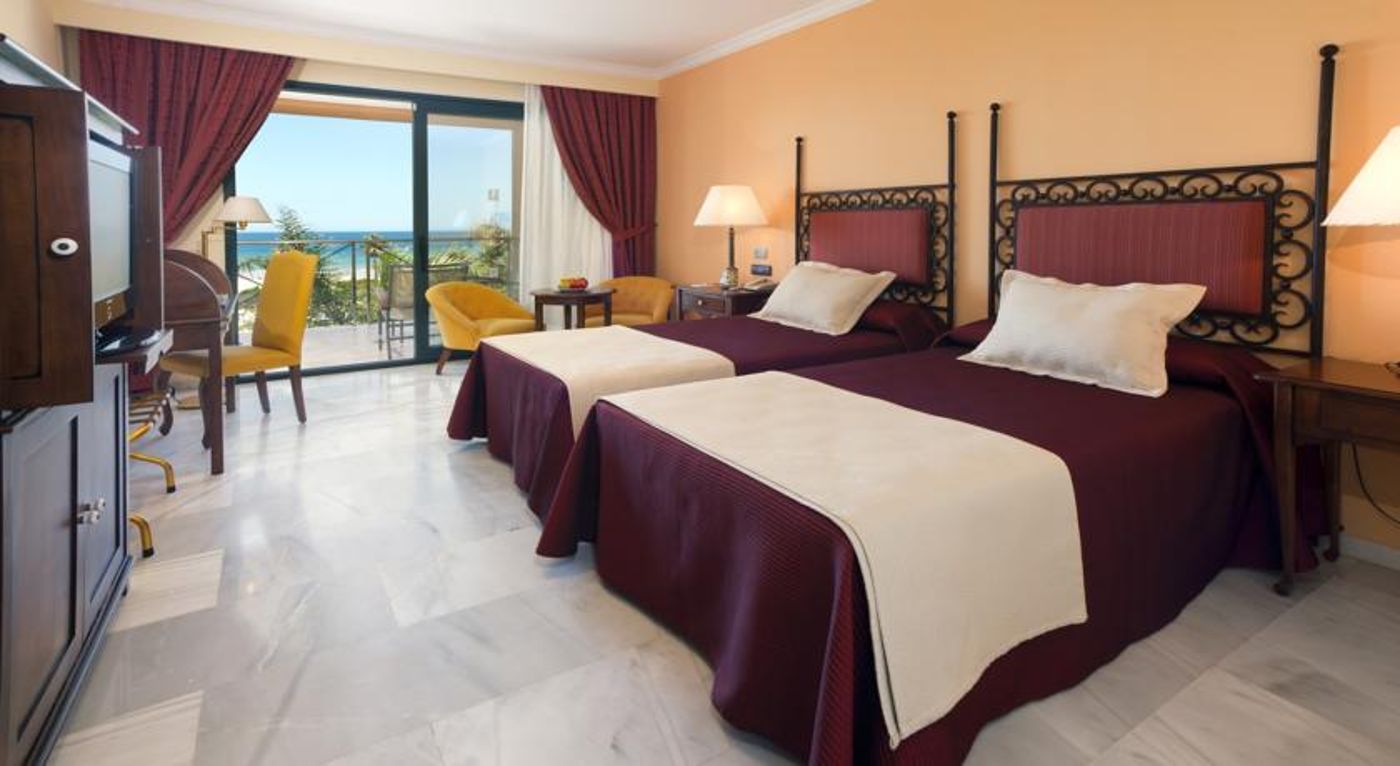 Hipotels Complejo Barrosa - Adults Only