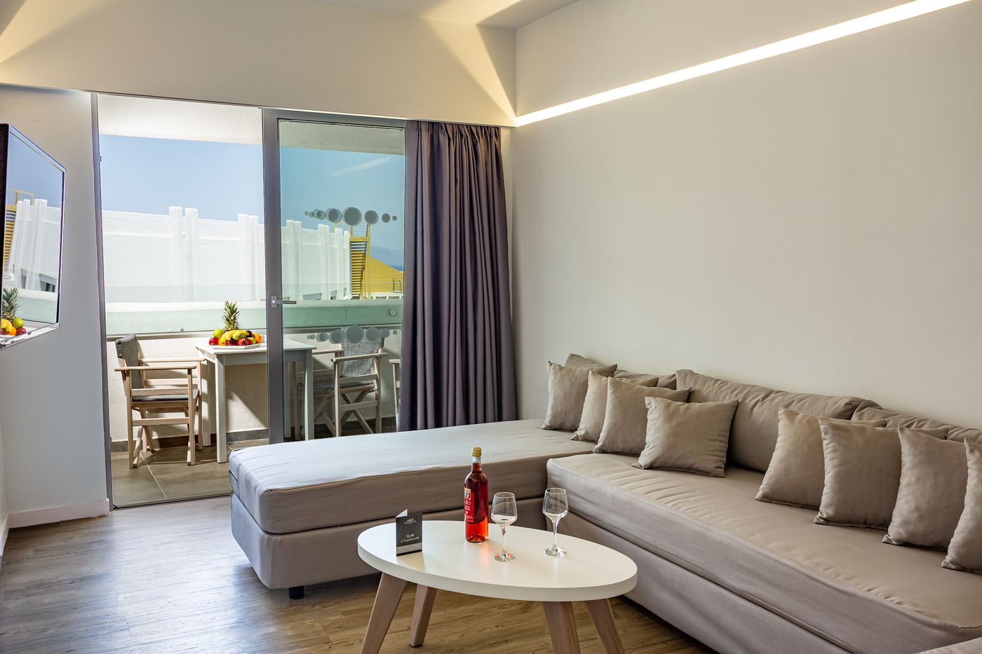 Akti-Imperial-Deluxe-Resort---Spa-Dolce-by-Wyndham-Room-25