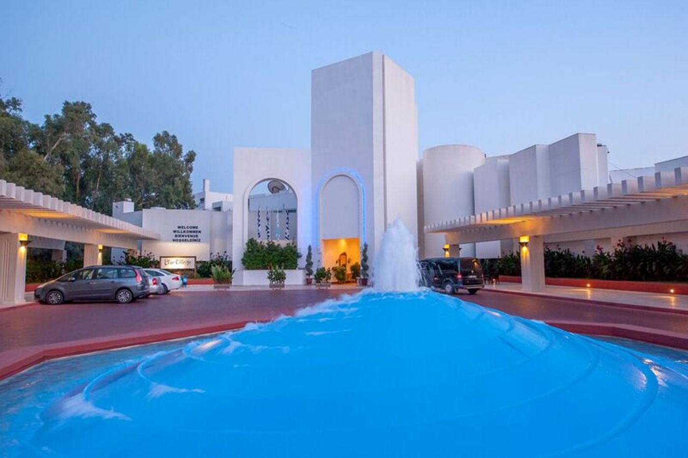 Seven-Seas-Hotel-Blue-General-view-12