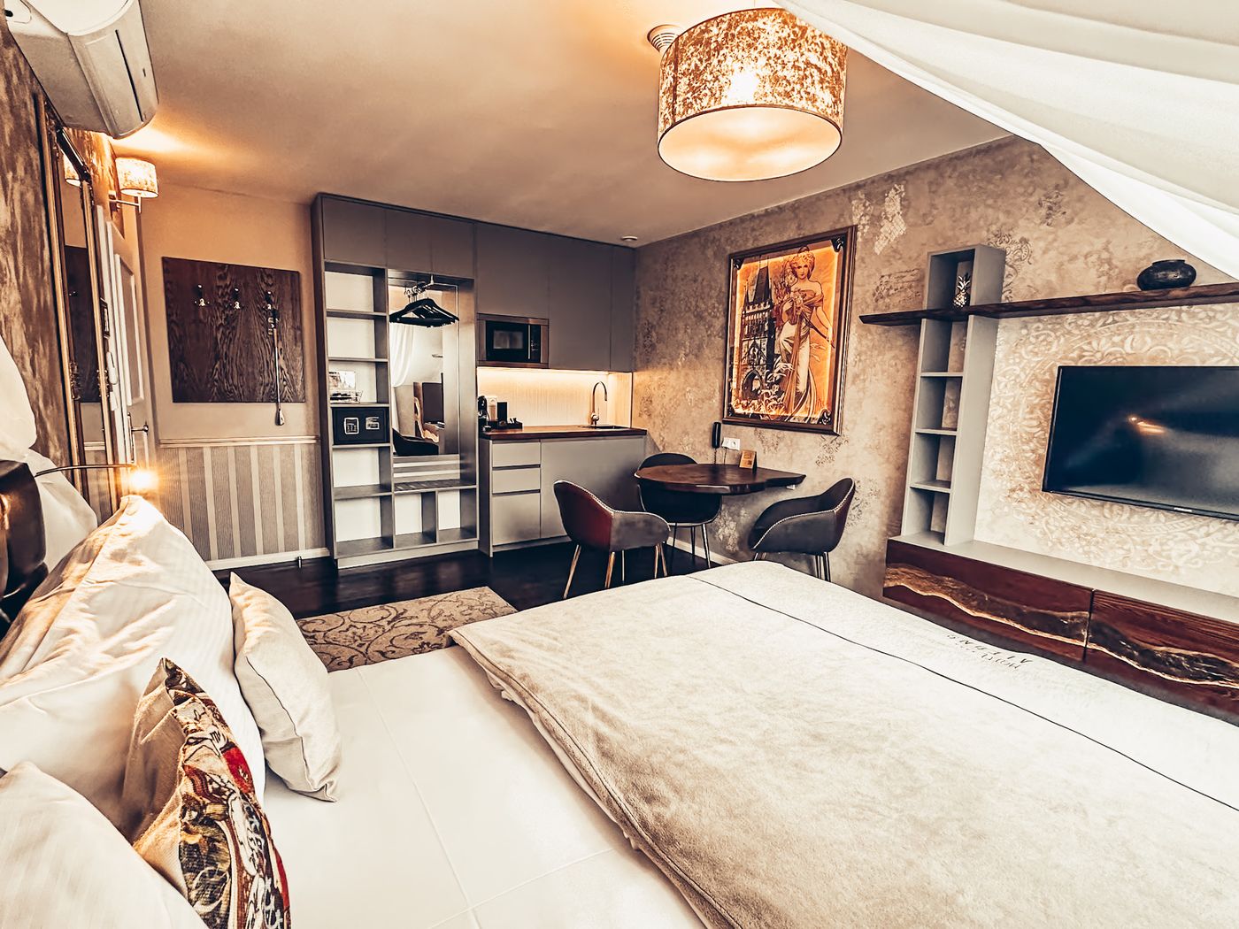 Alfons-Boutique-Hotel-Room-16