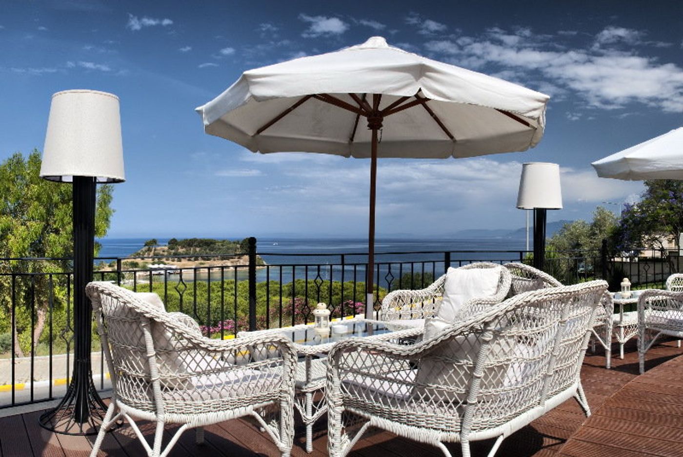 Carina-Hotel-Terrace-14