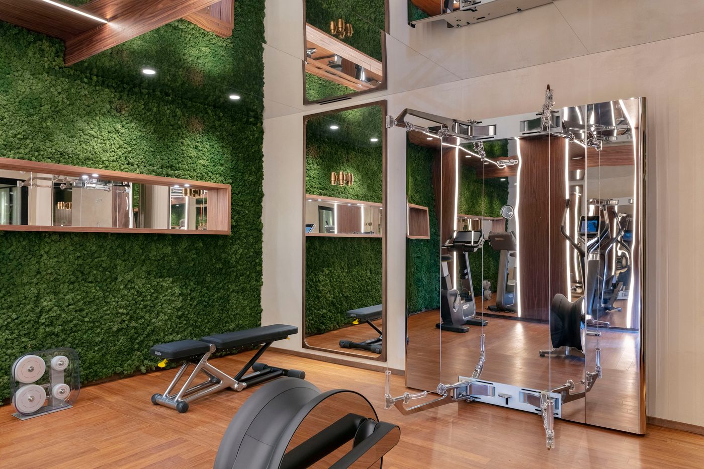 Les-Jardins-Du-Faubourg-Sports-and-Entertainment-47