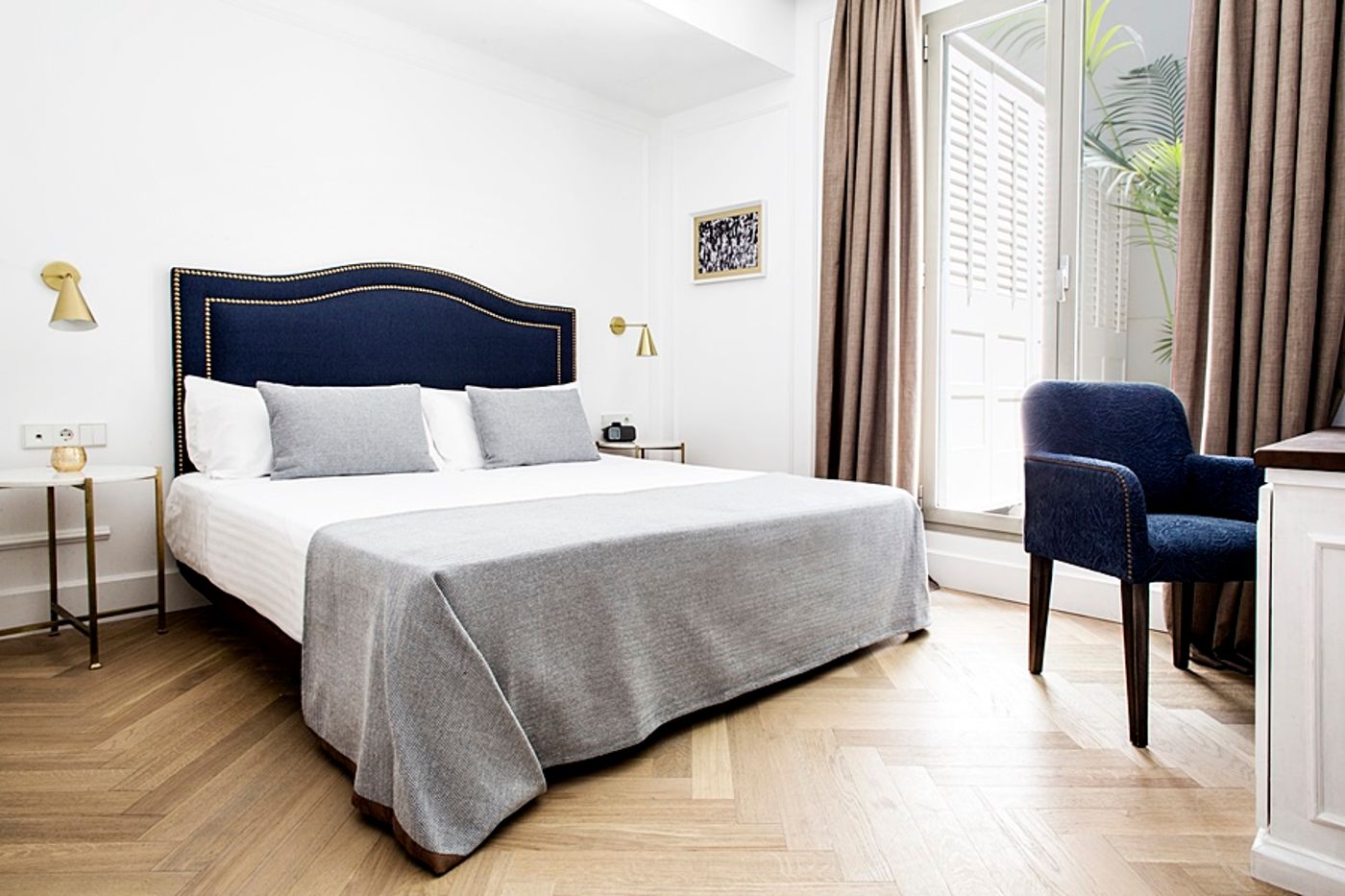 Midmost Barcelona-Spain-BARCELONA-General view-1