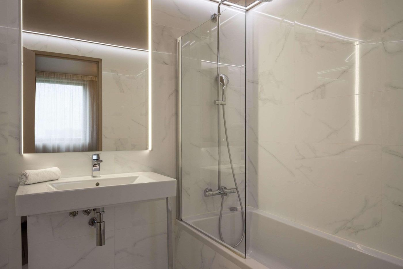 Inter-Hotel-Torcy-Room-24