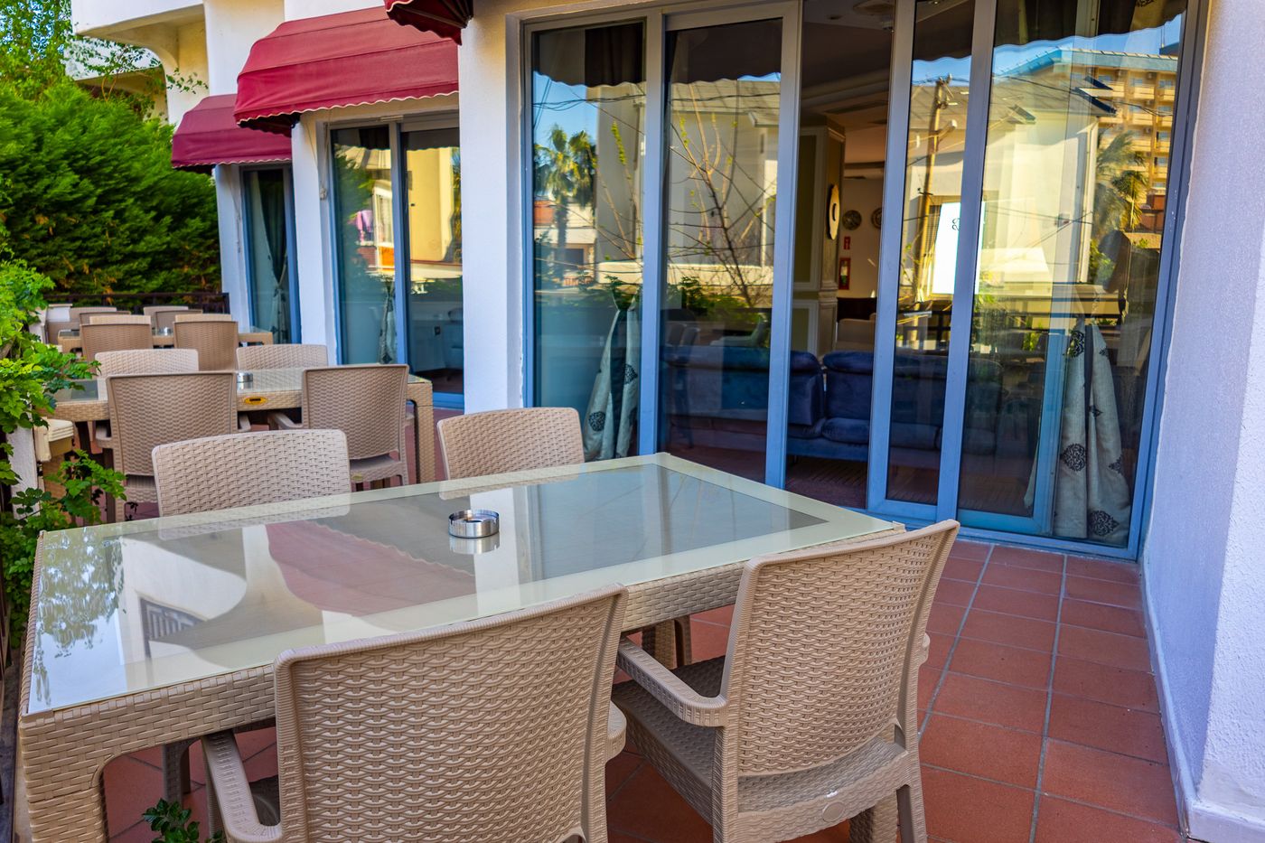 Sentinus-Hotel-Lobby-7