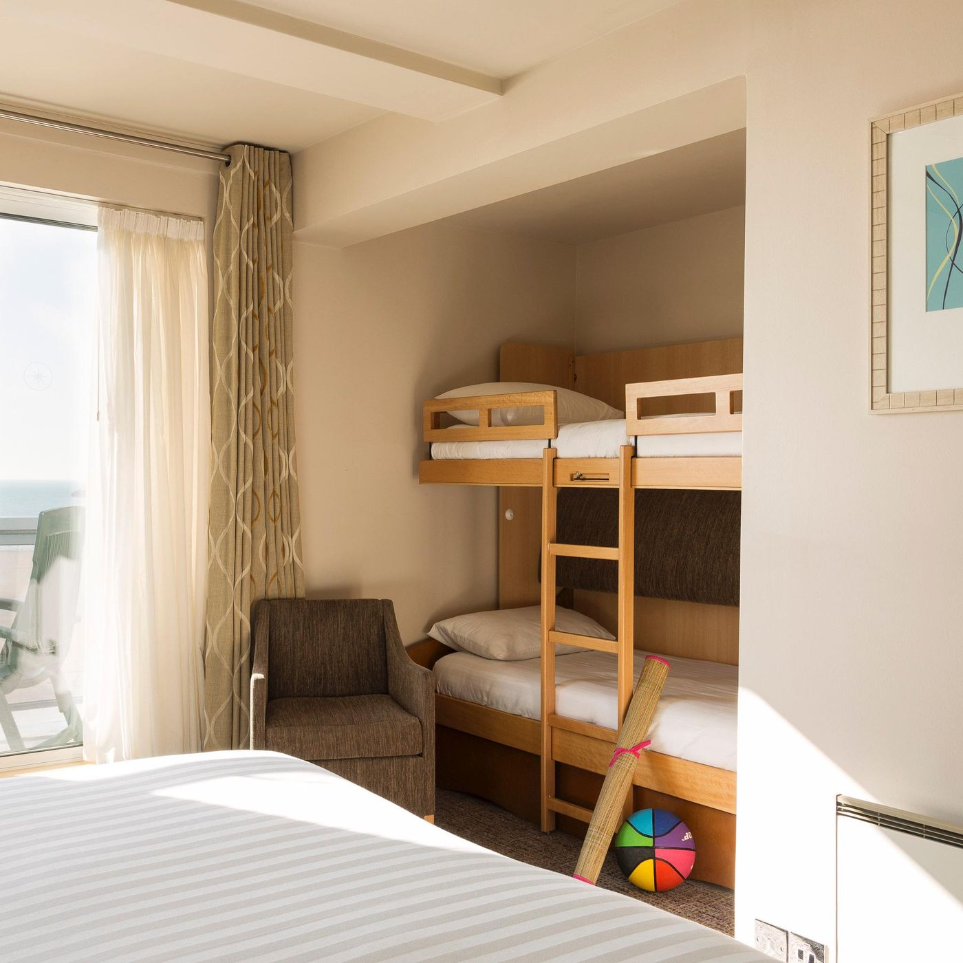 Golden-Sands-Room-10