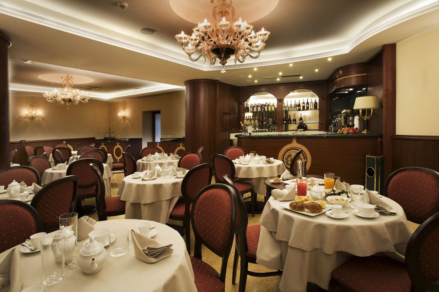 Hotel-Rojan-Lobby-43