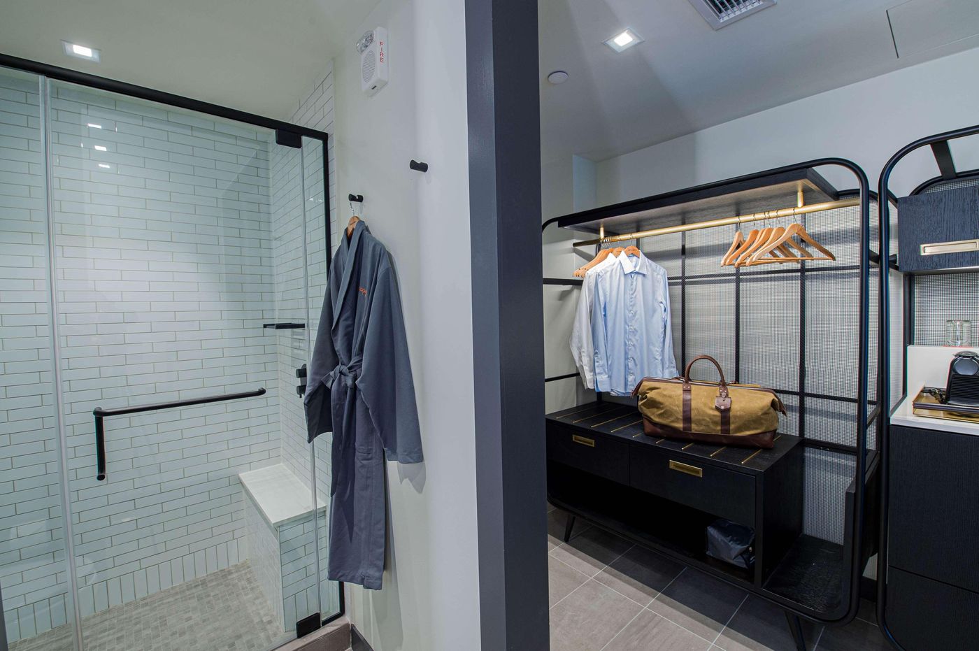 Canopy-by-Hilton-Jersey-City-Arts-District-Room-43