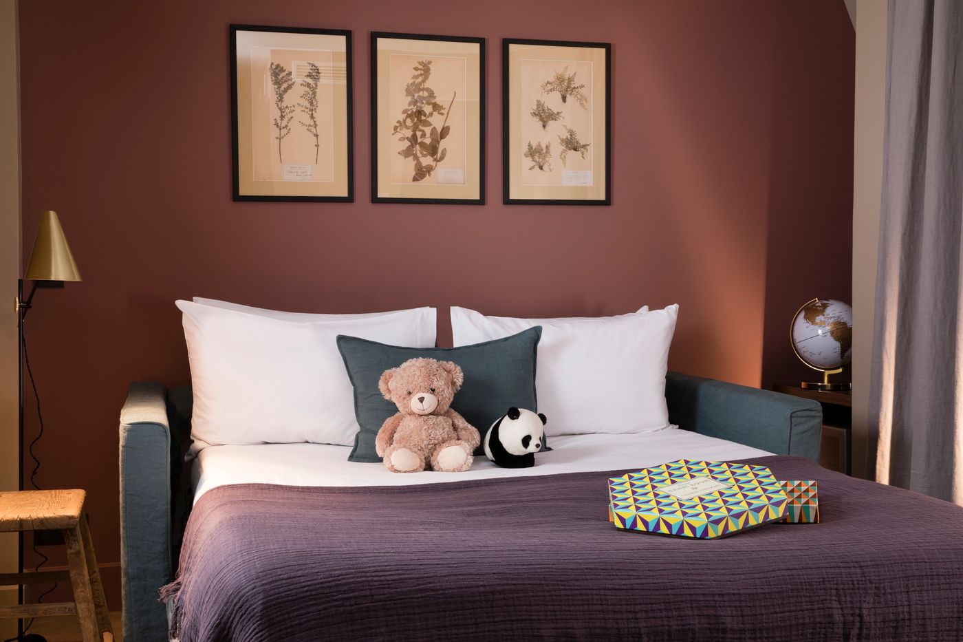 Maxim-Quartier-Latin-Room-8