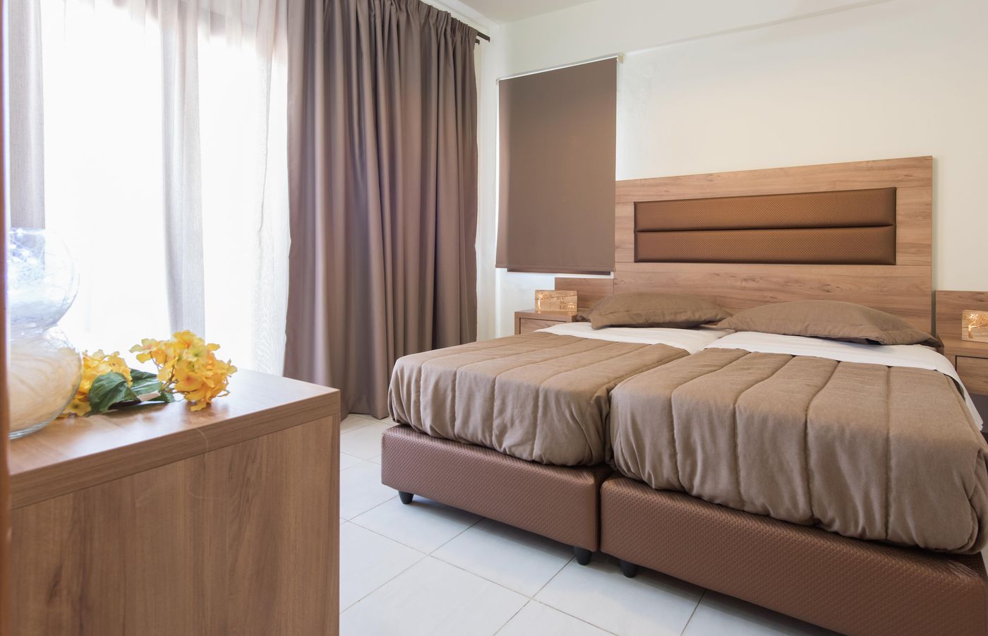 Niriedes - Dionyssos Village