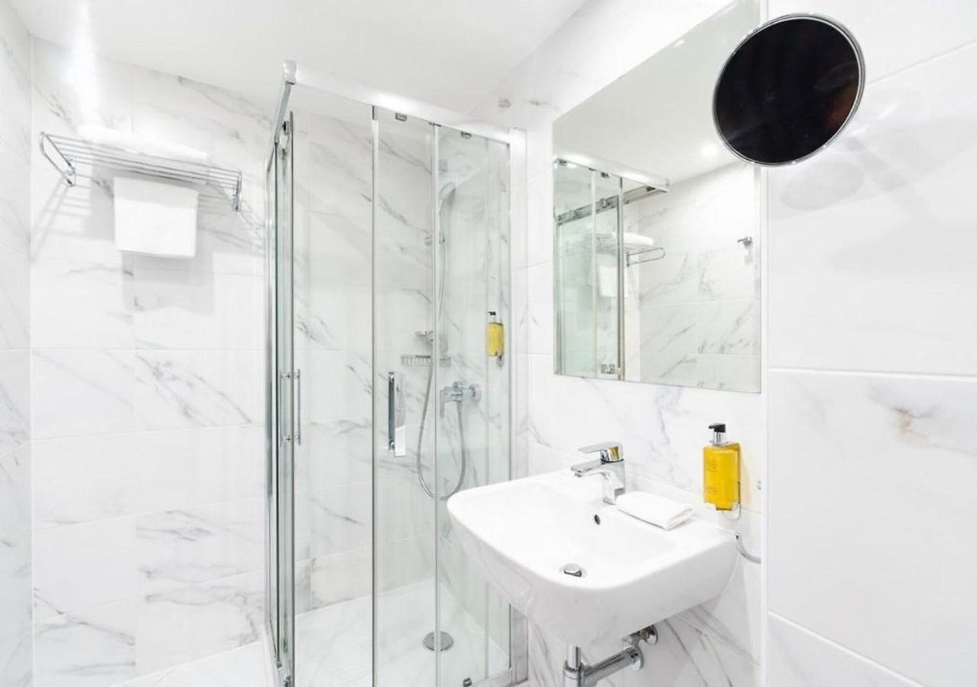 Pytloun-Old-Armoury-Hotel-Prague-Room-24