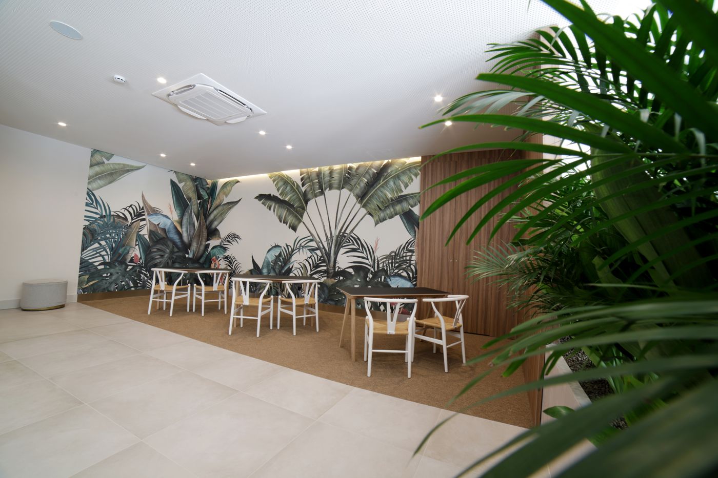 Eurosalou---Spa-Lobby-24