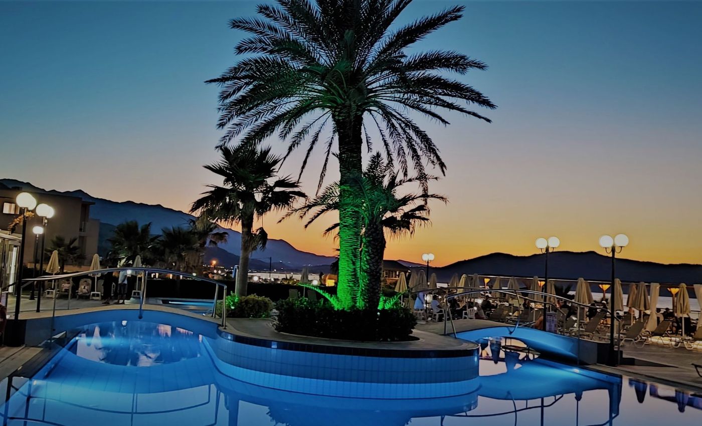 Hydramis-Palace-Beach-Resort-Pool-24