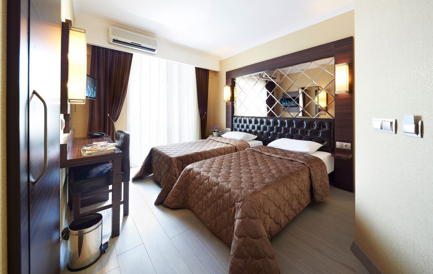 Ideal Piccolo - Adults Only