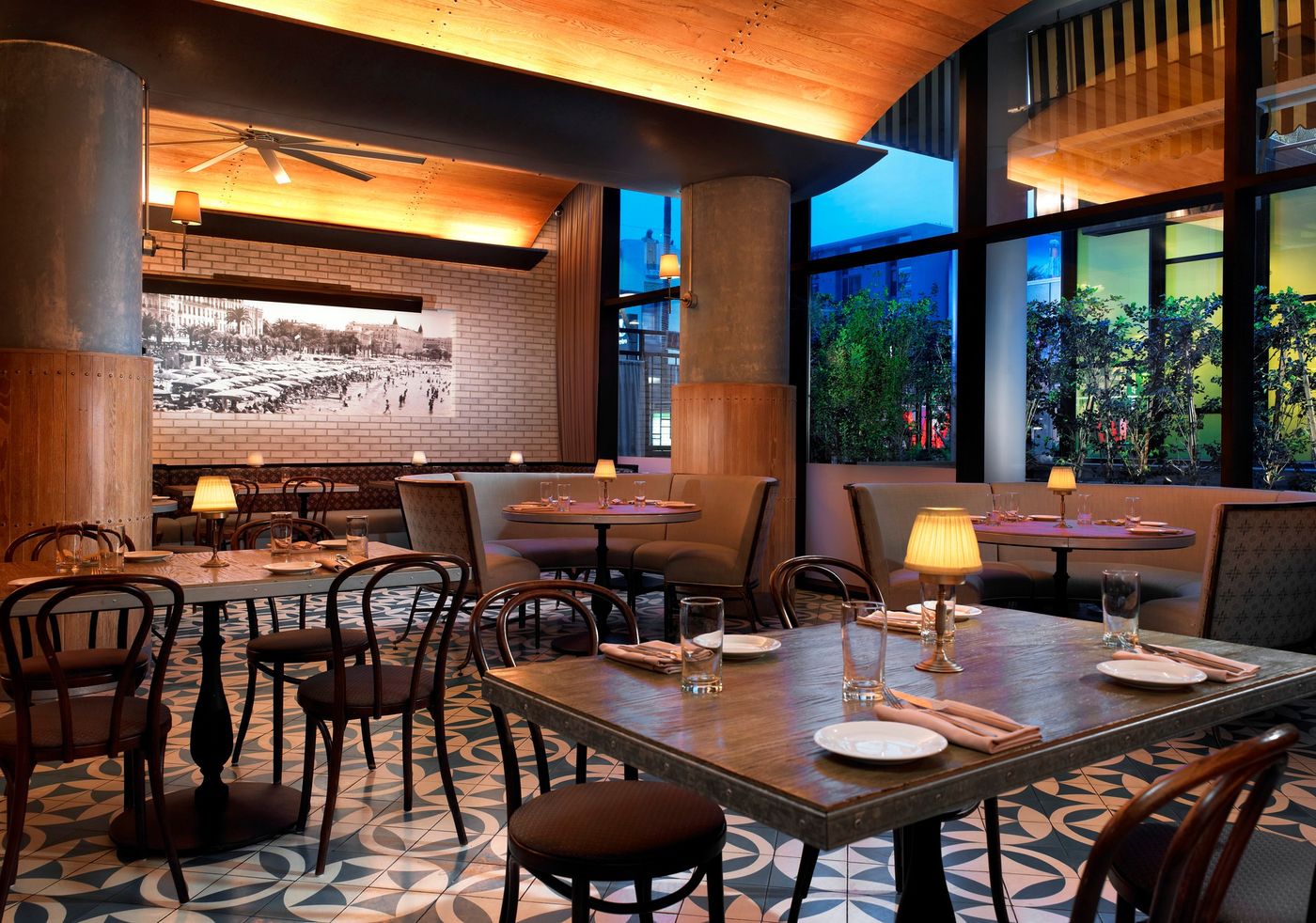 W-Hollywood-General-view-59