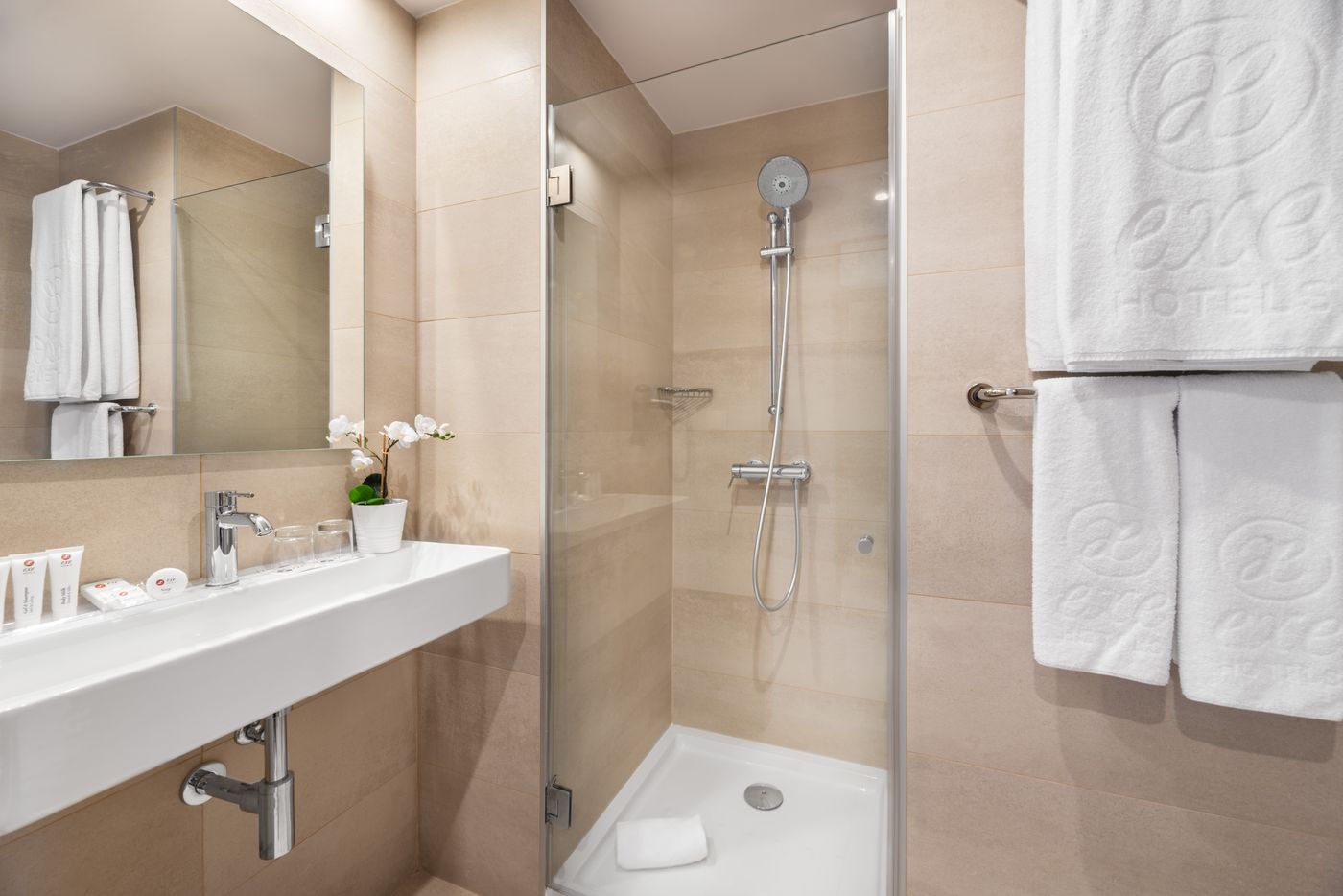 Exe-Saldanha-Room-43