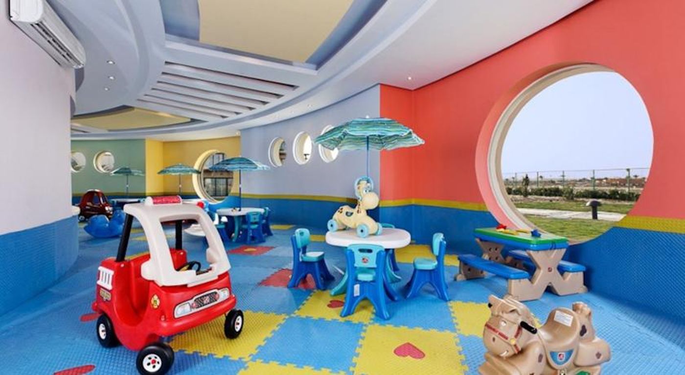 Mövenpick Resort & Spa Soma Bay