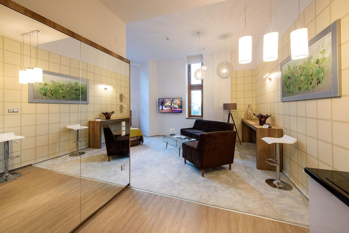 Karoly-Corner-Residences-Room-5