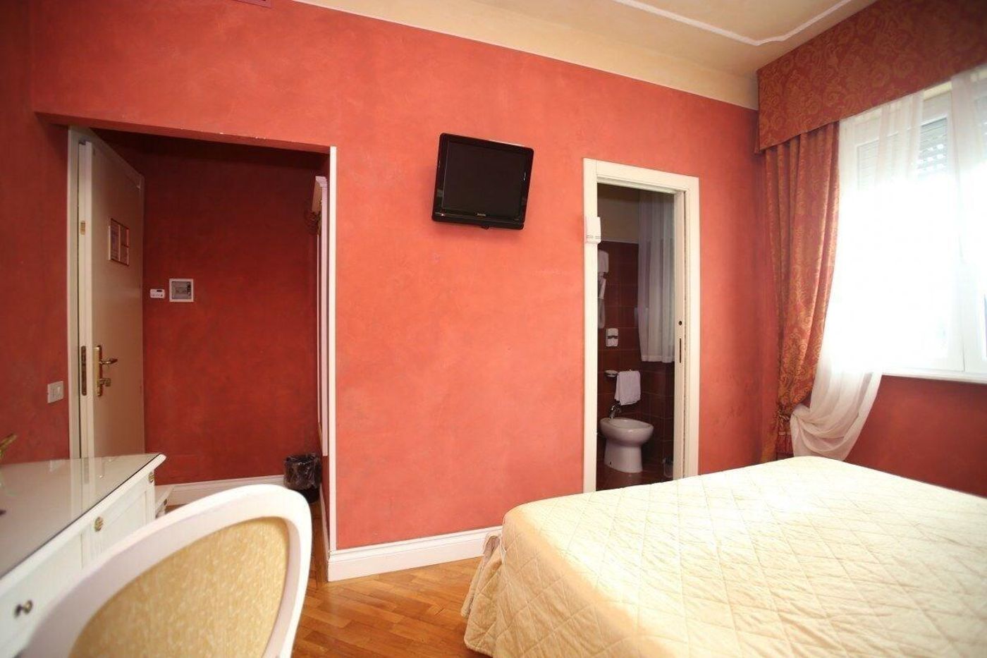 Hotel-Gennarino-Room-38