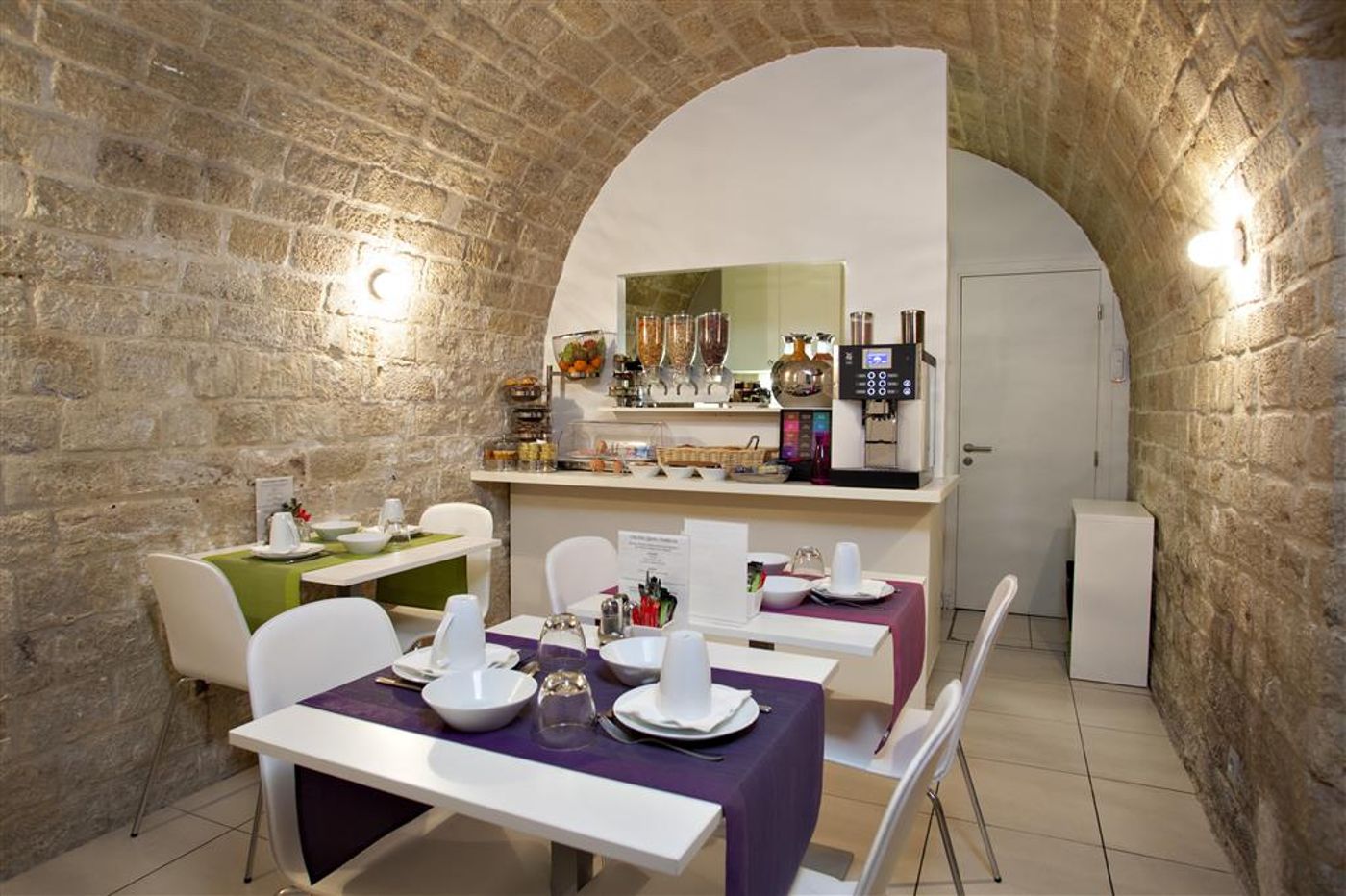 Elysee-Secret-Restaurant-6