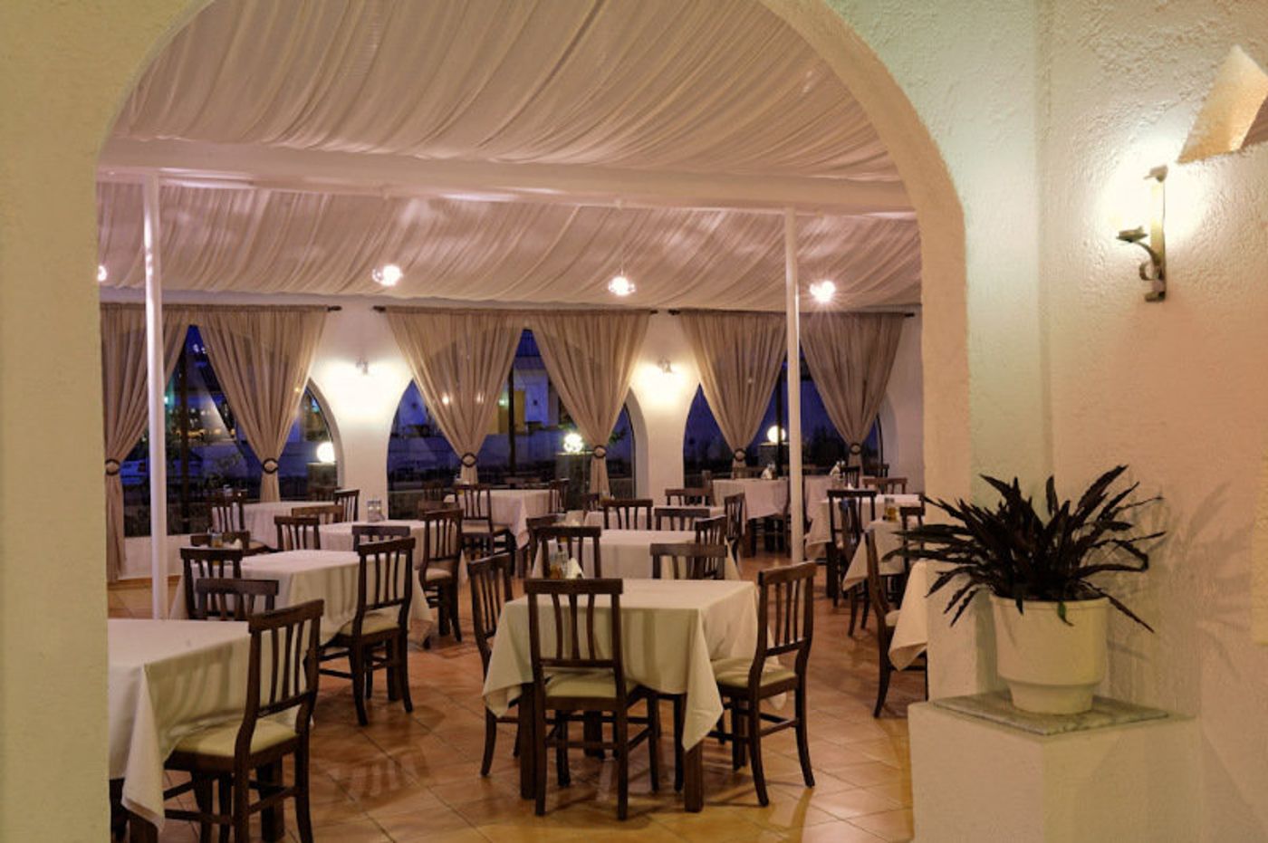 Aggelo-Restaurant-11