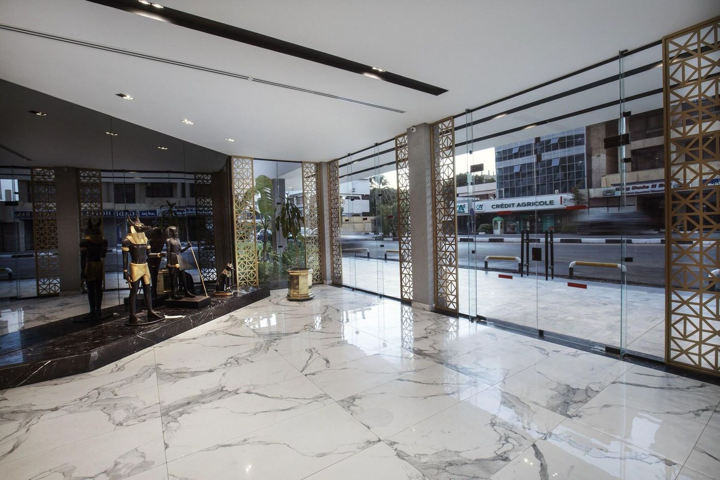 Pyramisa-Hotel-Luxor-Lobby-6