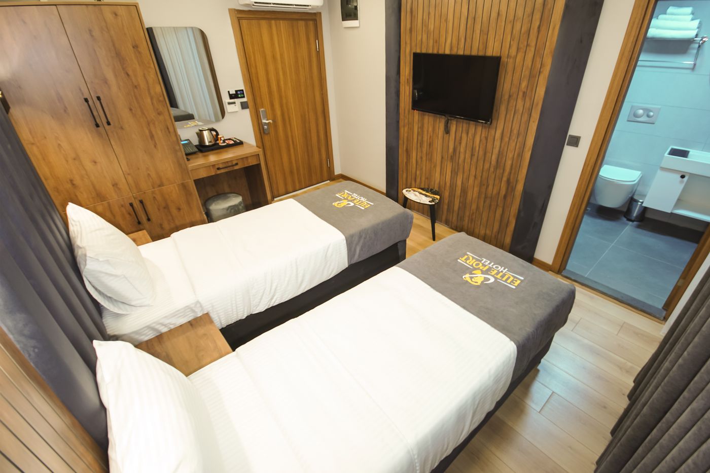 Eli?te Port Hotel-Turkey-Istanbul-Room-4