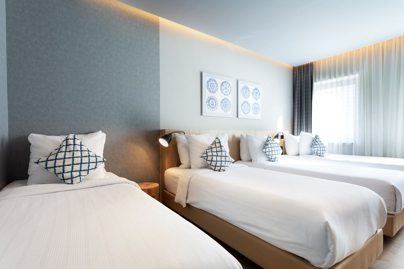 Urban-Lodge-Hotel-Room-41