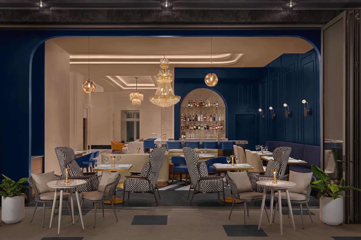 Azur-Legacy-Collection-Hotel-Restaurant-9