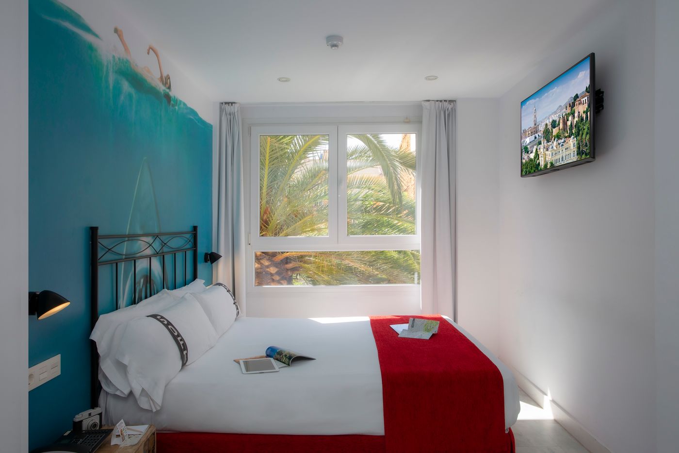 Casual-del-Mar-Malaga-Room-8