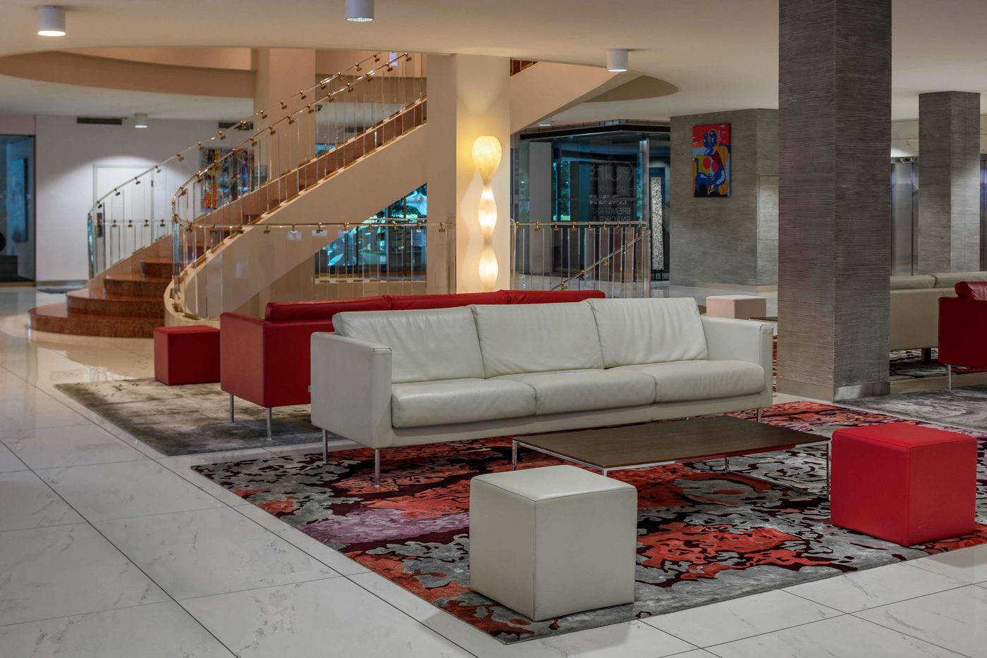 Hilton-Geneva-Hotel---Conference-Centre-Lobby-4