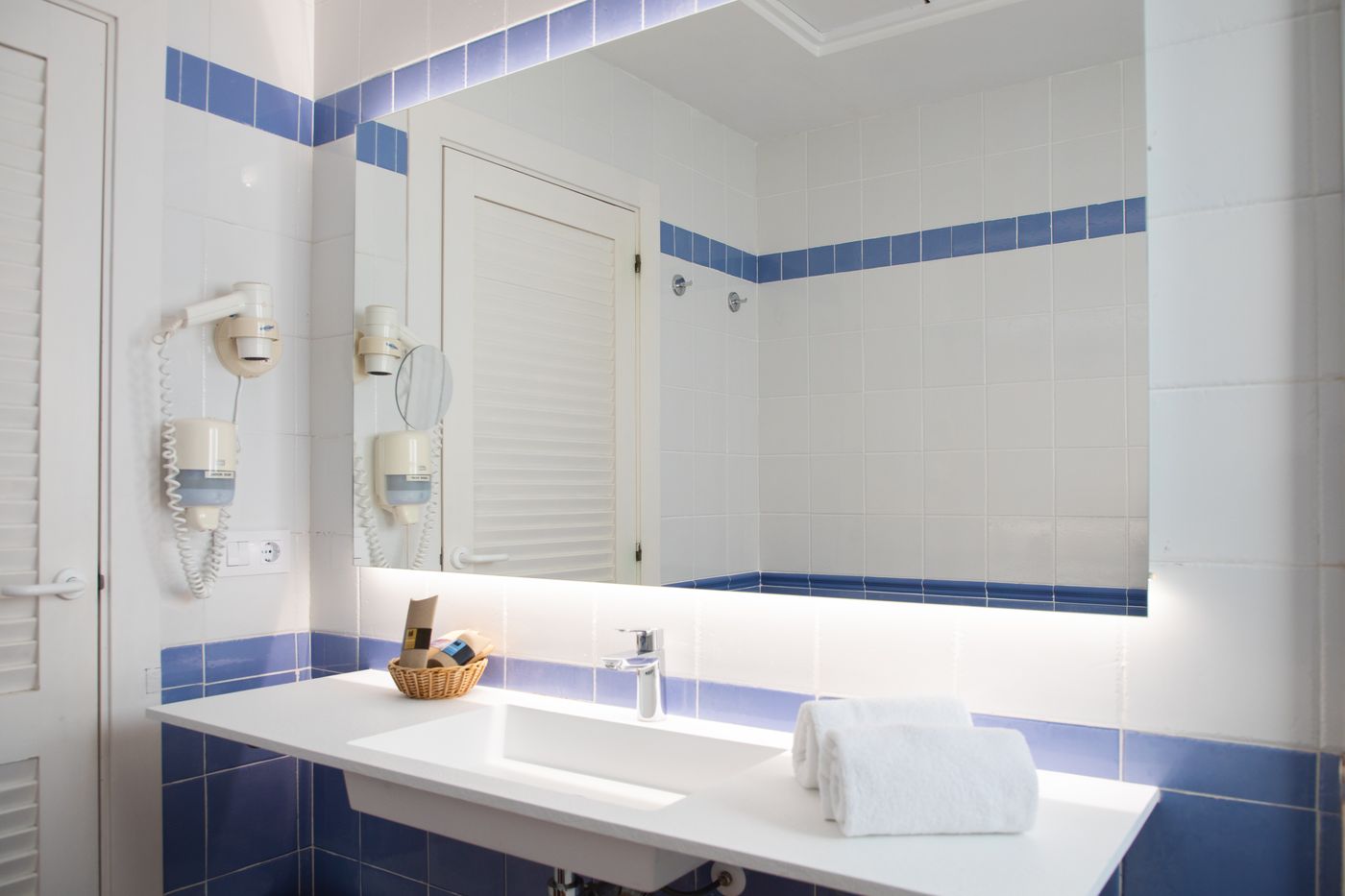 Les-Palmeres-Room-33