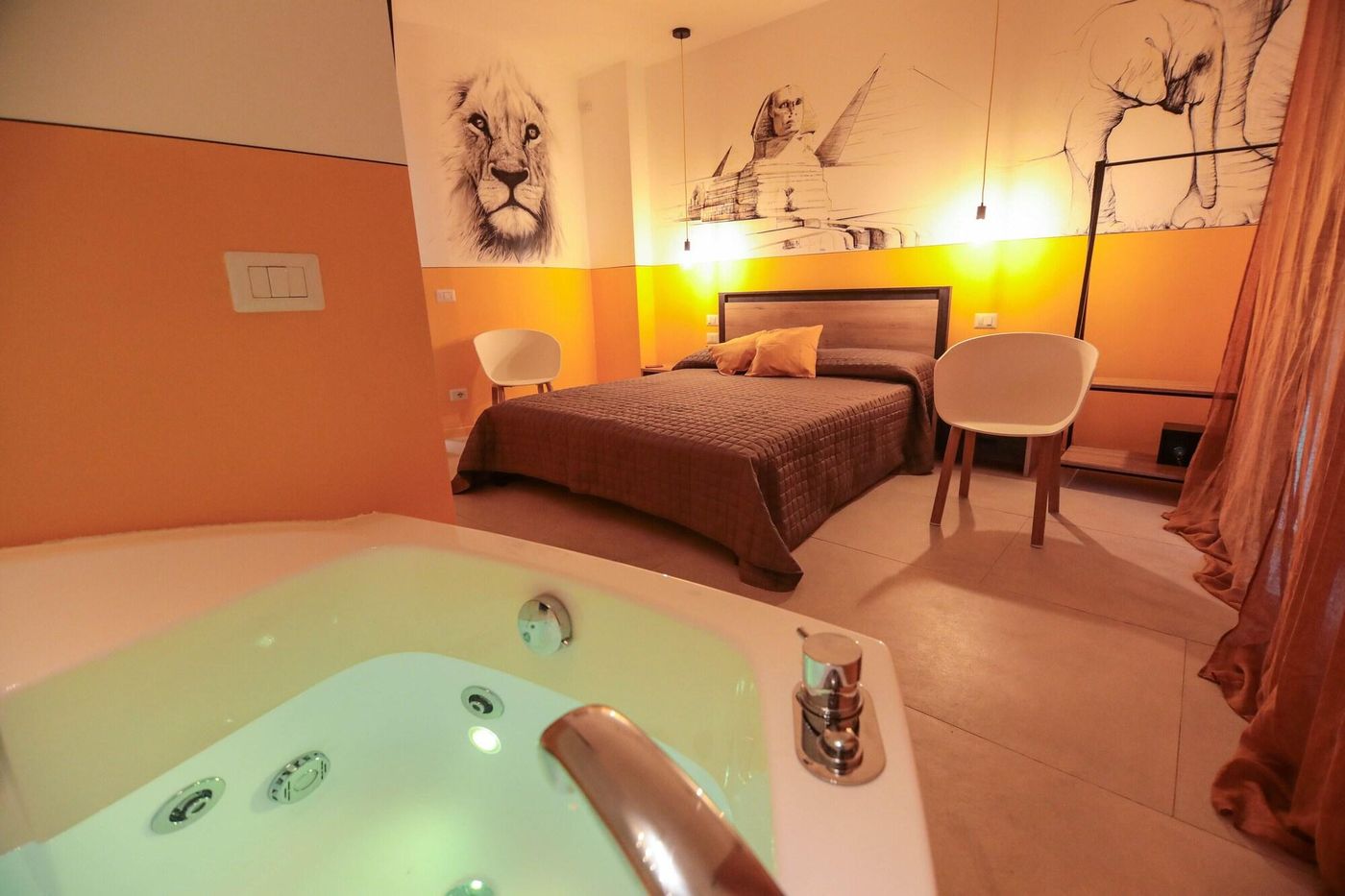 O-Effe--Global-Suites-at-Vatican-Room-15