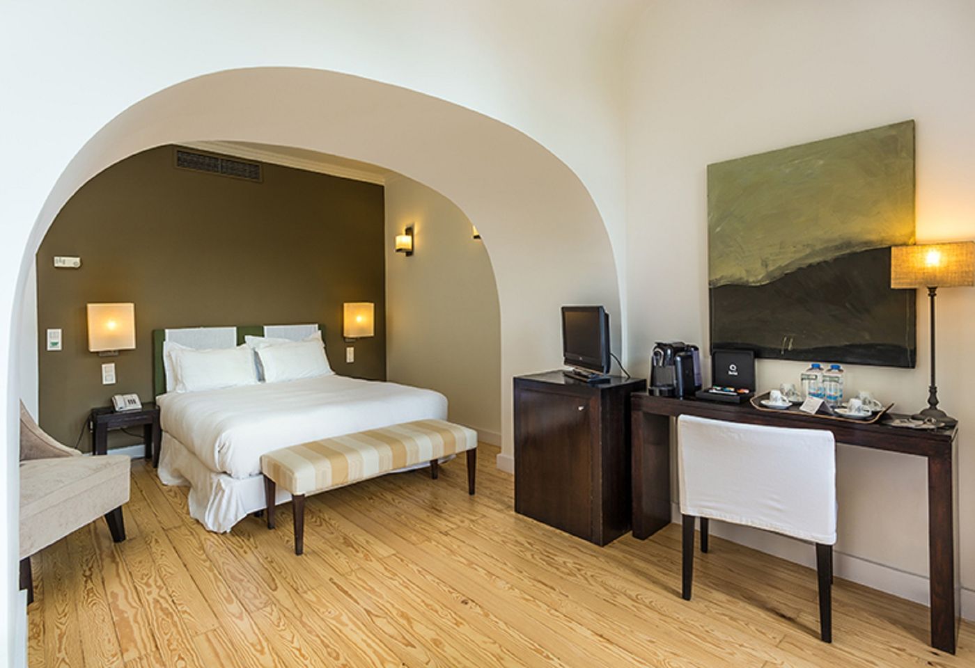 York-House-Hotel-Room-3