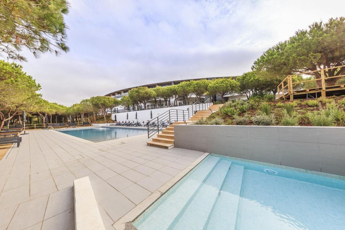 Praia-Verde-Boutique-Hotel---Design-Hotels-Pool-2