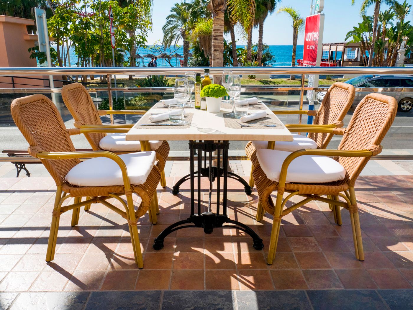 Helios-Costa-Tropical-Bar-36