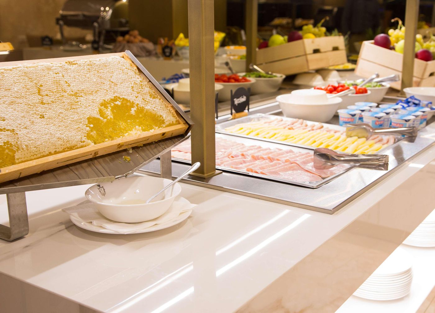 CHC-Continental--BW-Premier-Collection-Restaurant-48