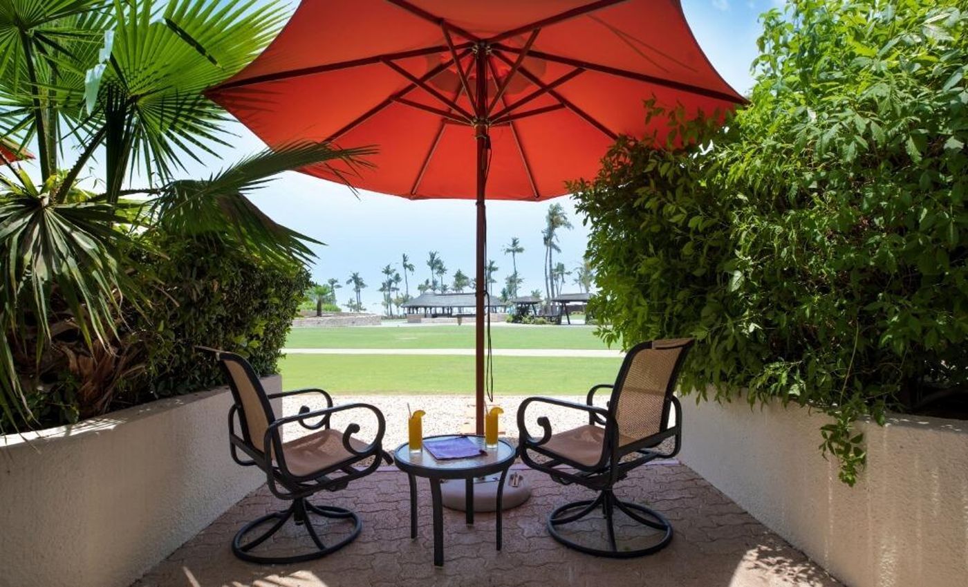 JA-Beach-Hotel-Room-10