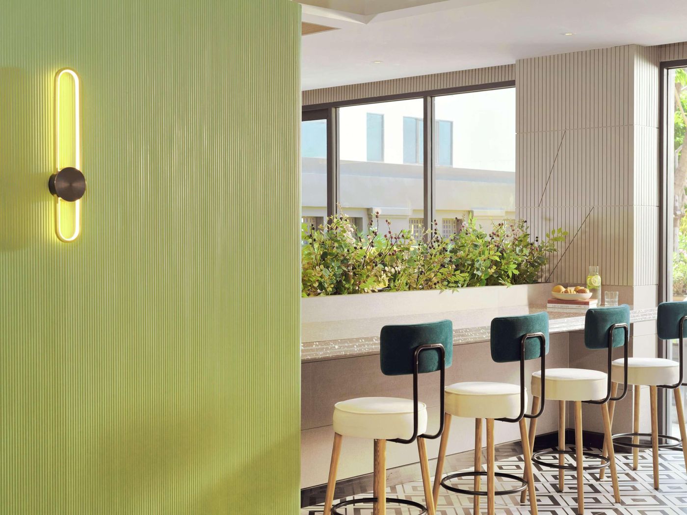 Tribe-Living-Bangkok-Sukhumvit-39-Restaurant-18