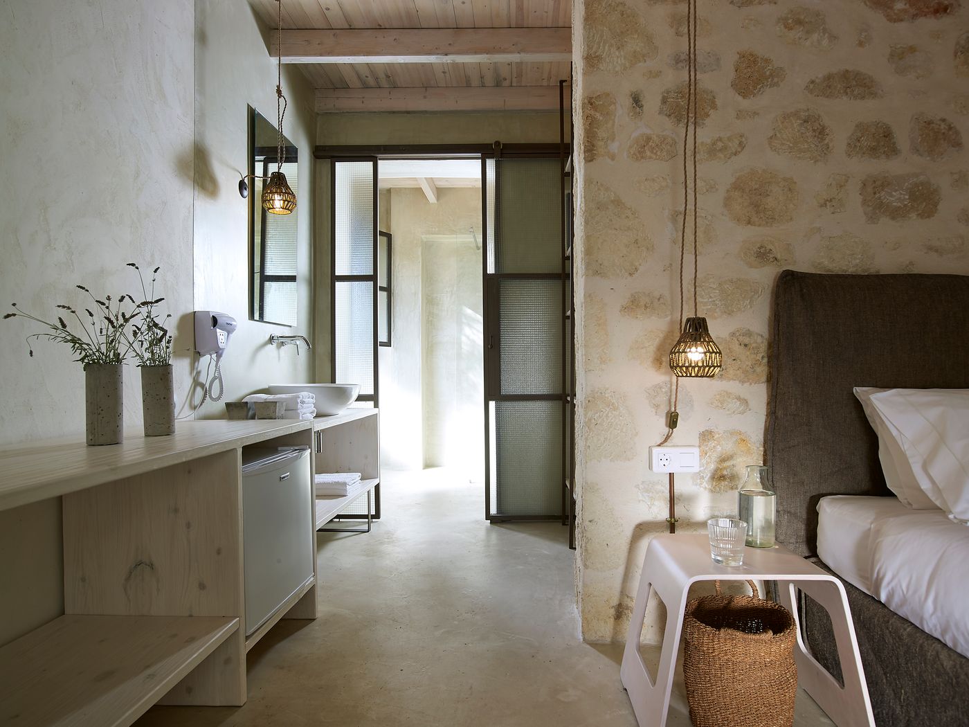 IridaChic-Boutique-Hotel---Spa-Room-17