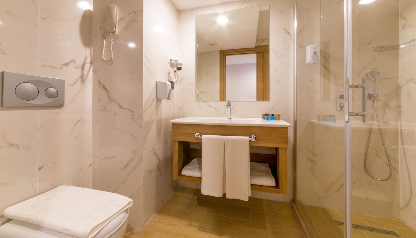 Julian-Club-Hotel-Room-23