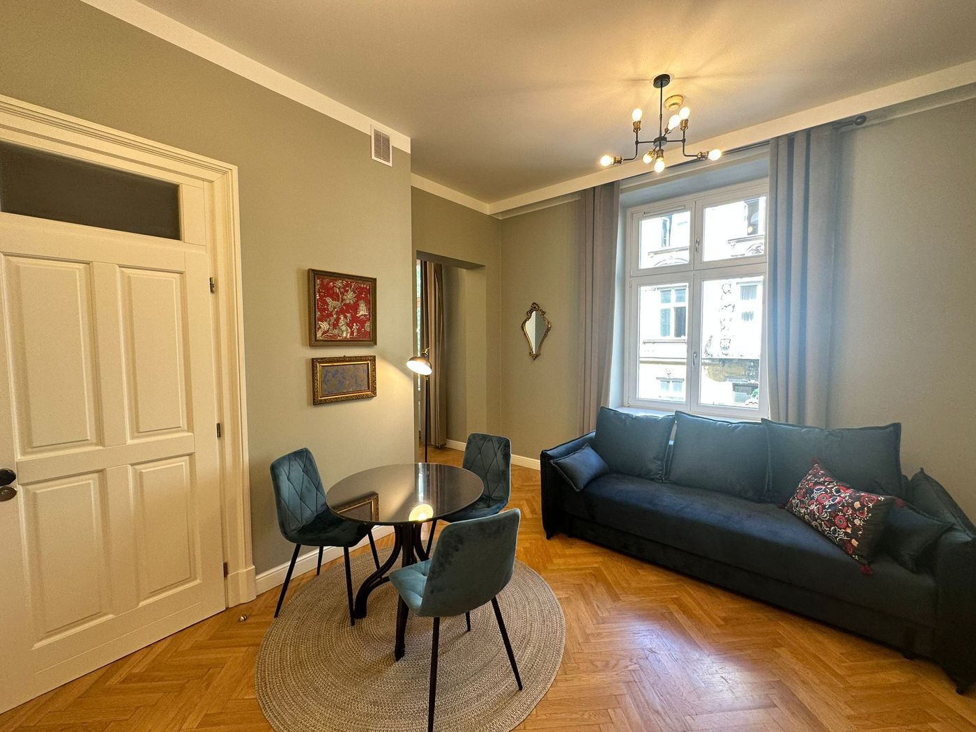 Antique-Apartments-Old-Town-Room-37