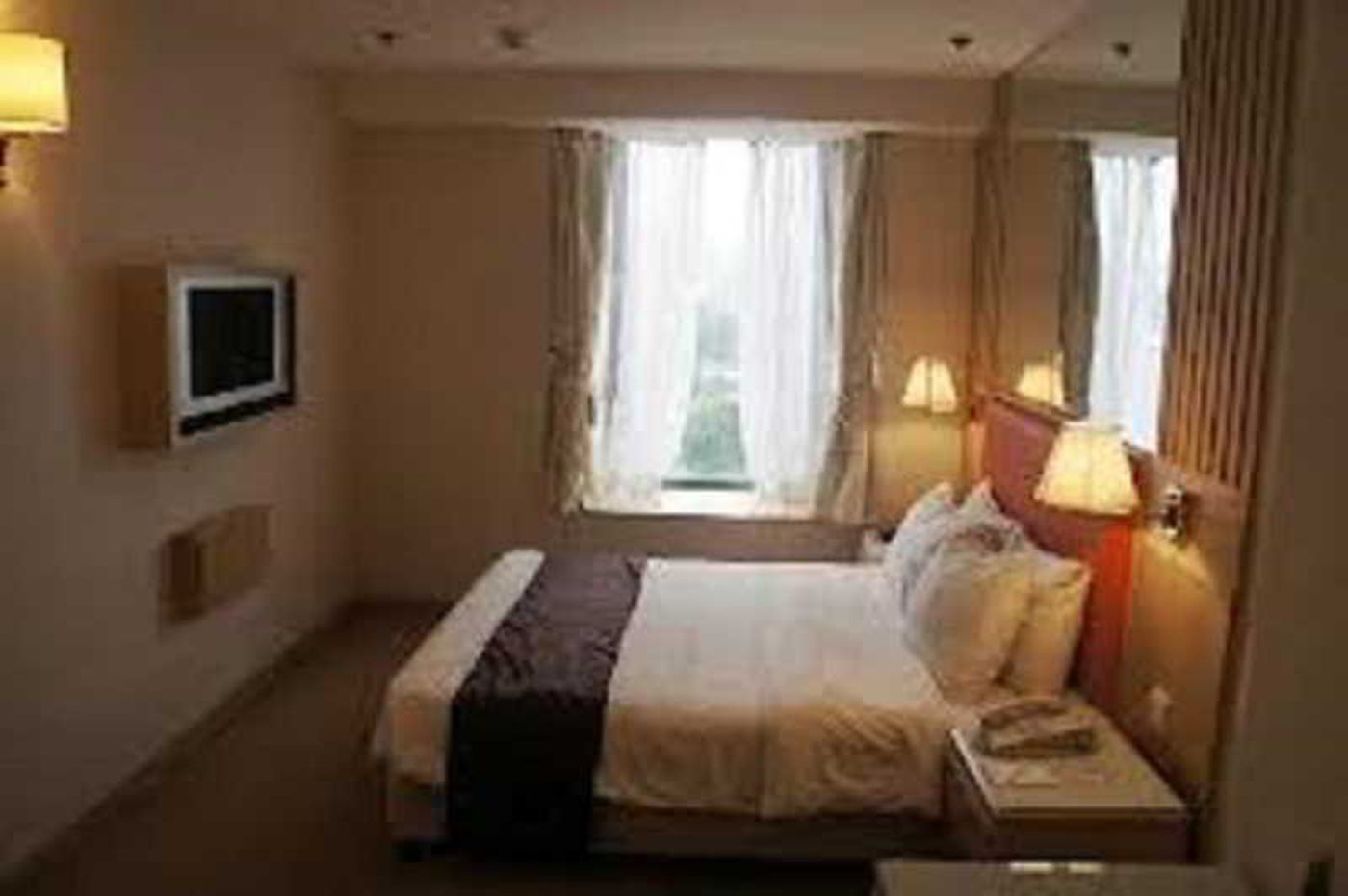 Largos-Hong Kong – China-KOWLOON-Room-7