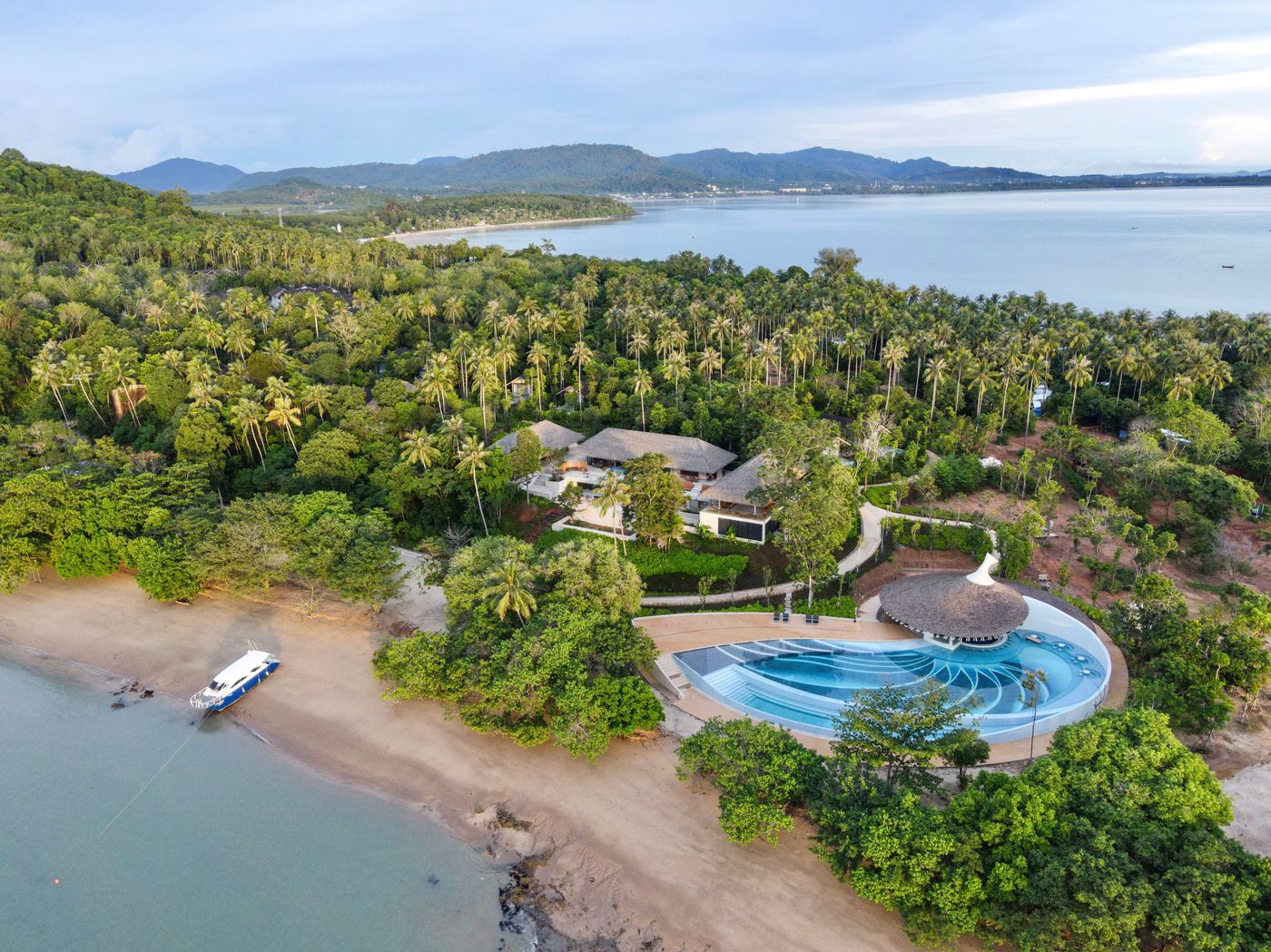 Island-Escape-by-Burasari-General-view-1