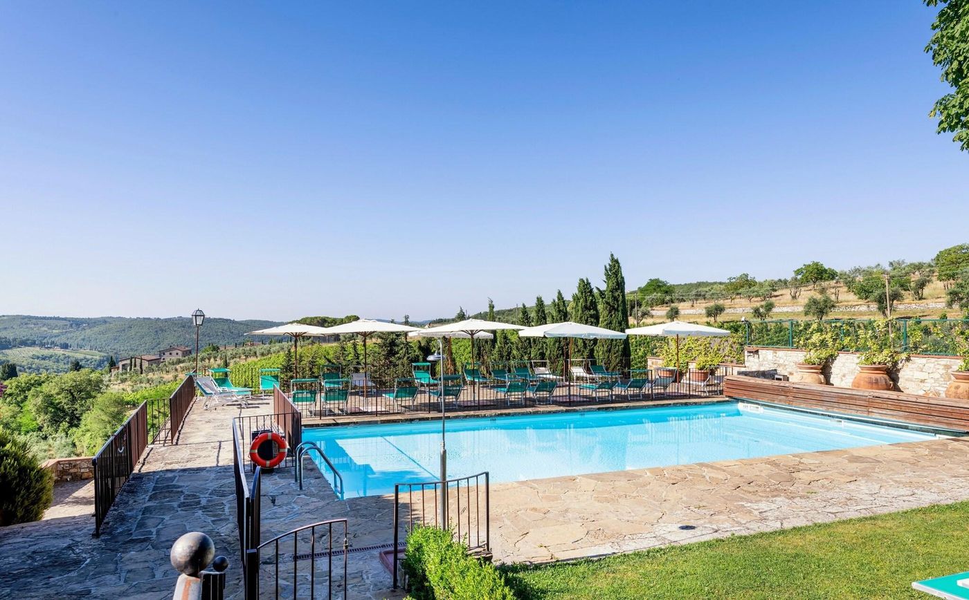 Relais-Vignale---Spa-Pool-83